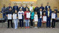 Câmara Municipal homenageia atletas sapezalenses com Moção de Aplauso