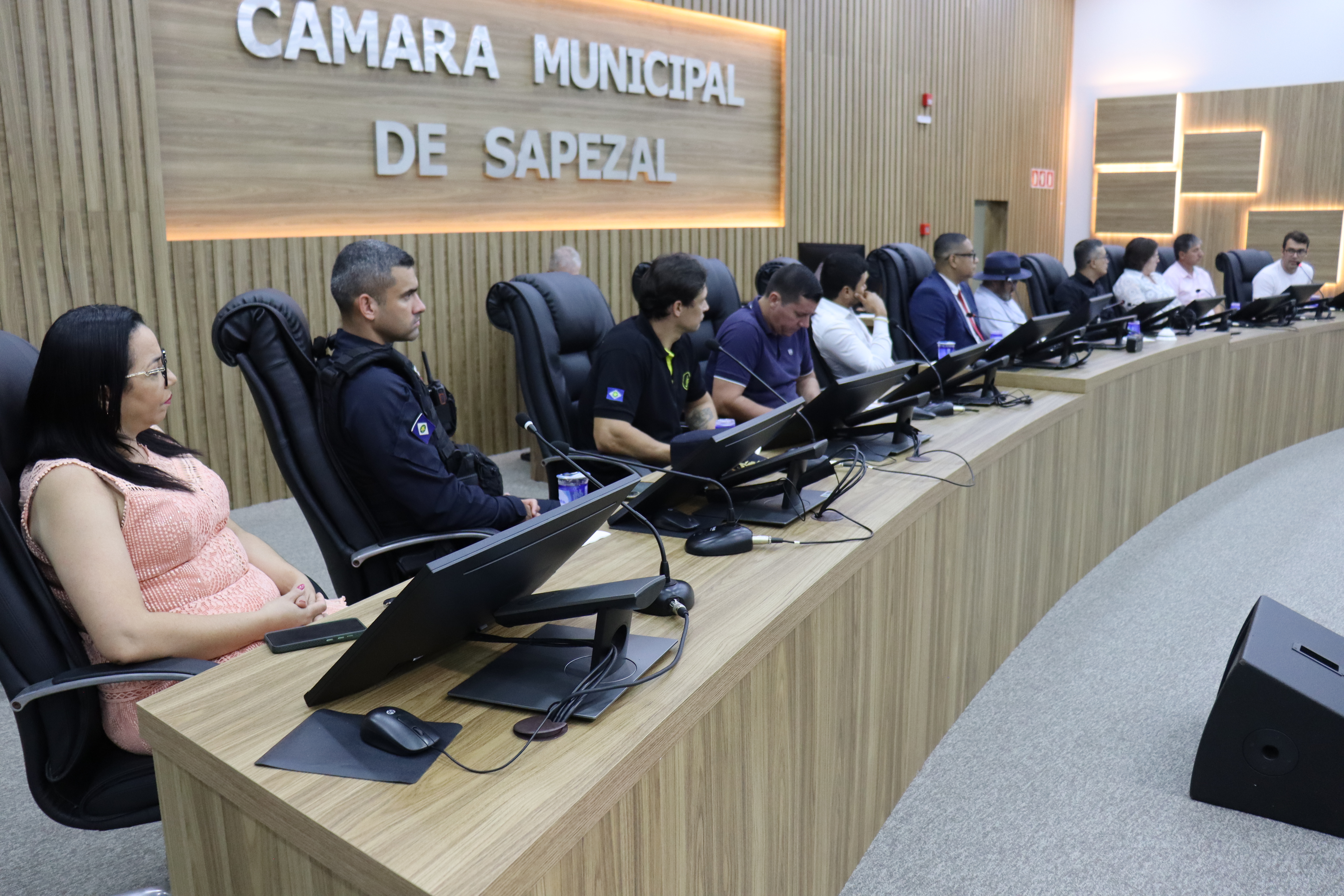 Câmara Municipal realiza audiência pública para discutir travessia da BR-364 e garantir segurança de estudantes e moradores
